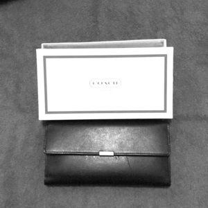 Coach classic full size wallet NWOT